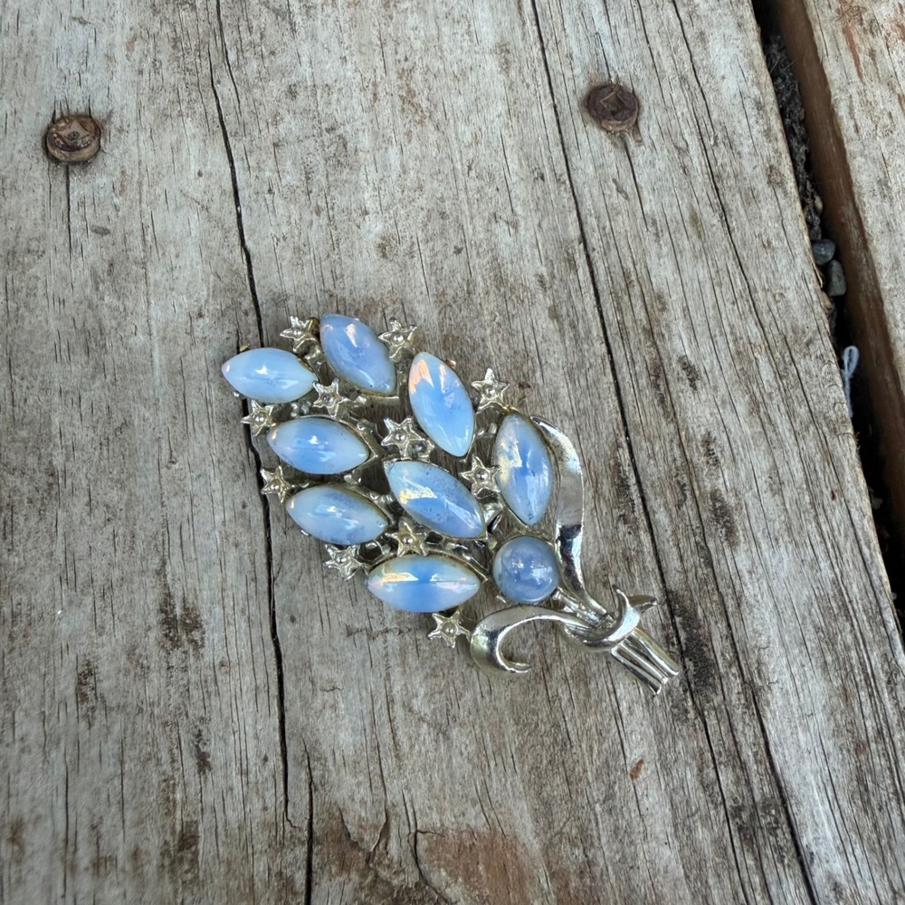 Vintage Faux Opal Floral Bouquet Brooch Womens Blue Silver Tone Star Accents